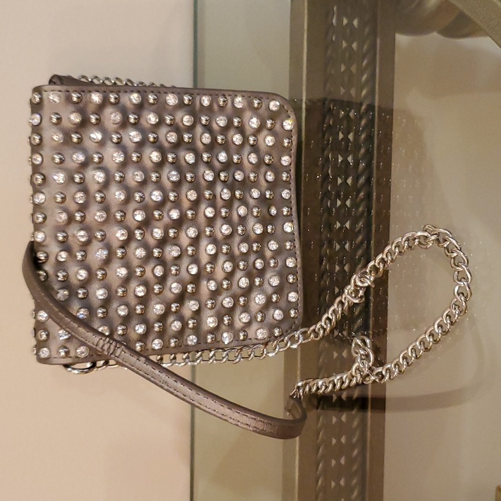 WOMEN'S SILVER LEATHER CROOSS BOWS STUDDED BAG PURSE